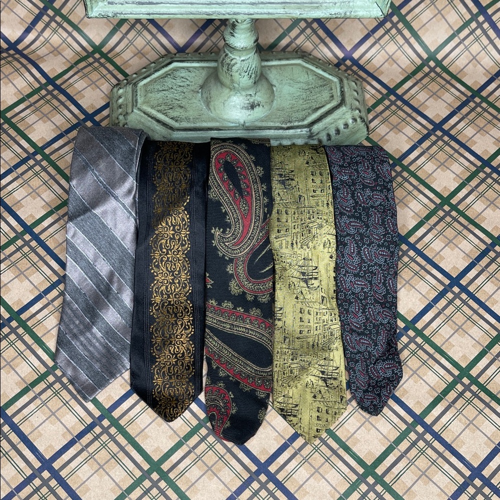 Vintage Men's Tie Bundle- Black, Gold, Red, Gray